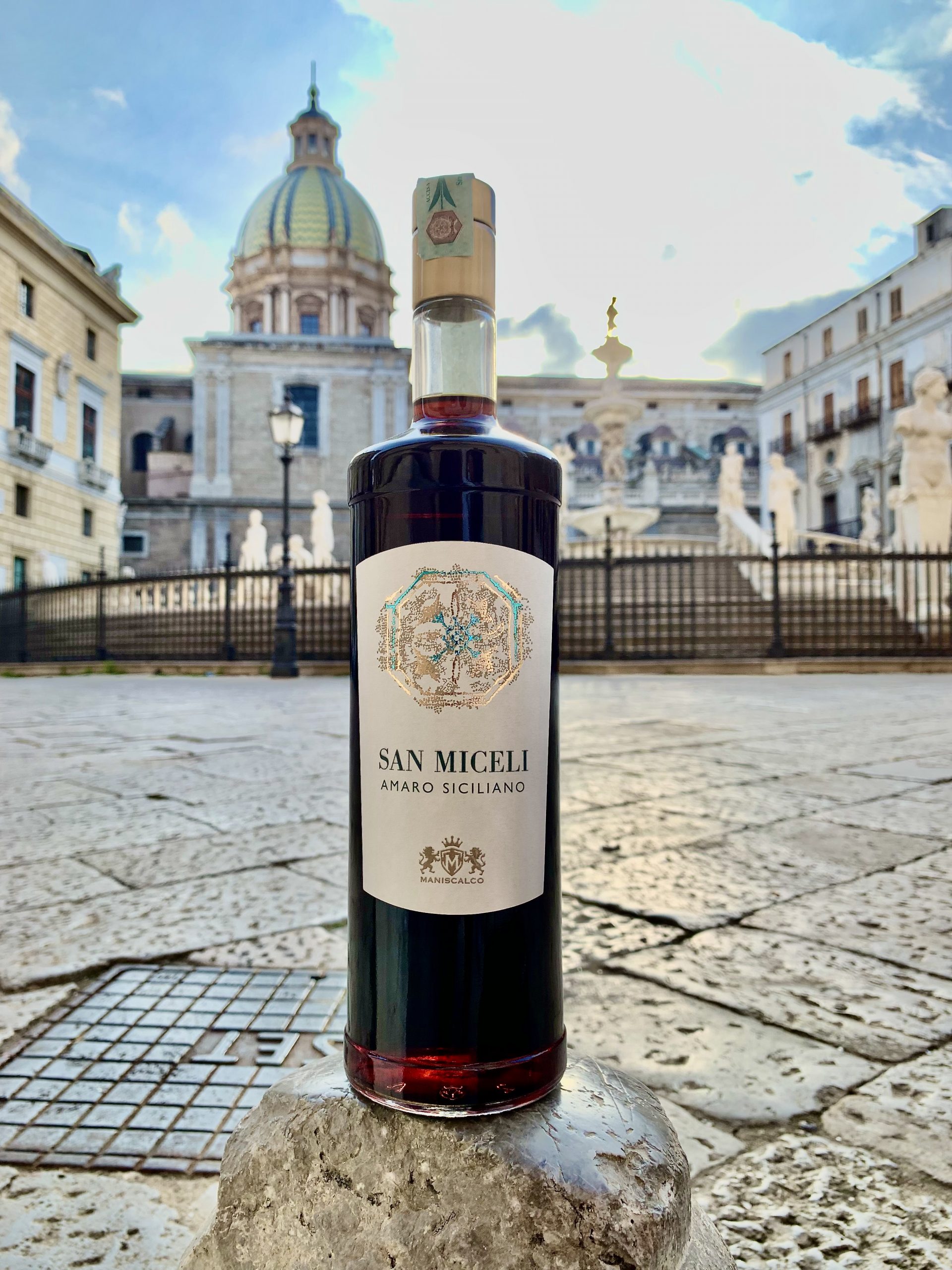 AMARO SAN MICELI “Amaro al GIN” dell’Azienda MANISCALCO • Liquori Siciliani